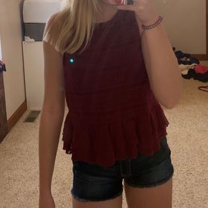 Maroon tank top, fits like an XS